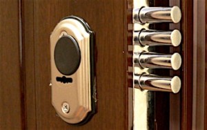 Вскрытие сувальдного замка Вскрытие сувальдного замка